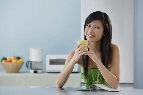 Với tính oxi hóa thì trà xanh là thực phẩm rất tốt cho những làn da bị lão hóa