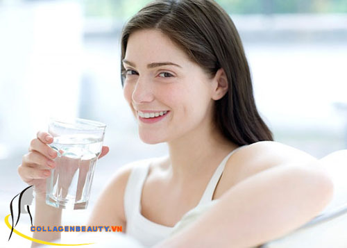 Phương pháp chống lão hóa với việc uống nước ấm