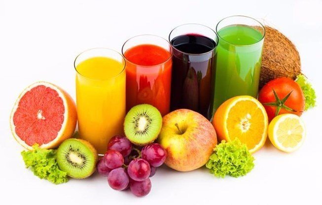 Mỗi ngày uống một ly nước lọc trái cây có thể đáp ứng nhu cầu vitamin cho cơ thể 