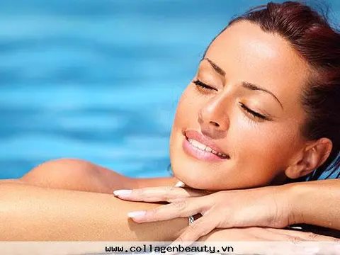 vitamin c đẹp da, trà xanh chống oxy hóa tốt, kem dưỡng ẩm, tao cam chanh chứa nhiều vitamin c, rửa mặt sạch bằng nước ấm, se khít lỗ chân lông