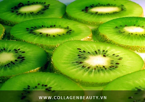 Bổ sung Vitamin C cho làn da tránh lão hóa từ kiwi