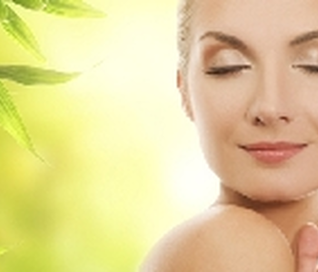 Loại bỏ nếp nhăn tốt nhất bằng tinh dầu