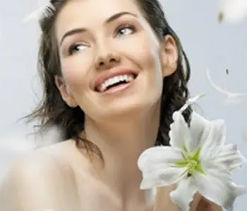 Trị tận gốc nám tàn nhang và sáng hồng da sau 4 tuần nhờ LCE
