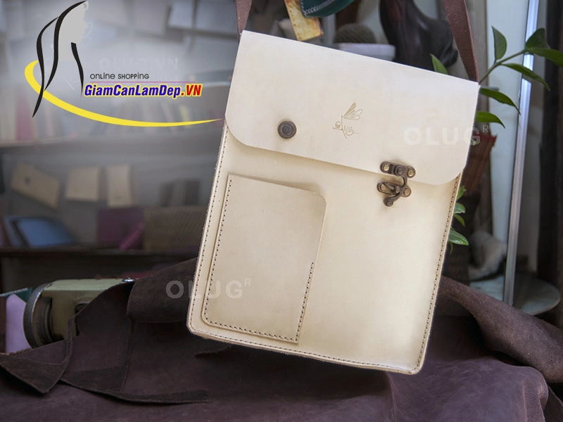 Túi đeo chéo Handmade OLUG được bảo hành miễn phí trọn đời
